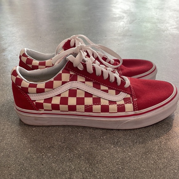 Vans Primary Check Old Skool shoe. Only worn a few times. Red/white checkered. - Picture 2 of 3